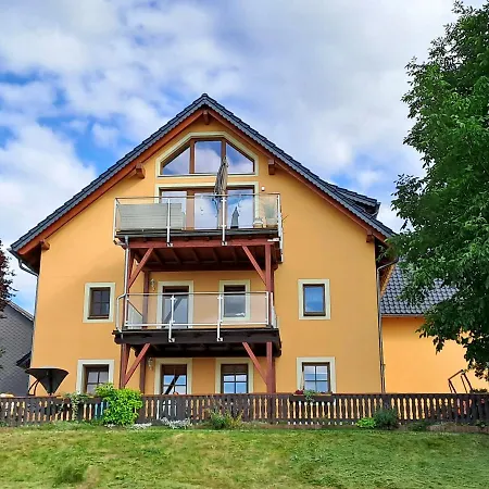 Waldblick Mit Pool Und Kinderspielplatz