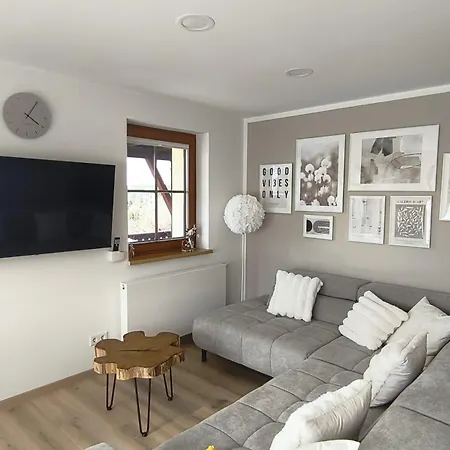 Waldblick Mit Pool Und Kinderspielplatz Apartment *