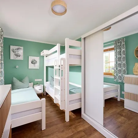 Naehe Dresden Mit Pool & Spielplatz - 