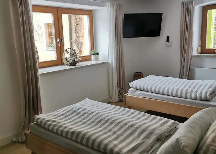 Ferienwohnung Naehe Dresden Mit Pool & Spielplatz - Fewo 